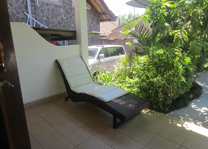 Safety Stop Bungalows 2* Tulamben